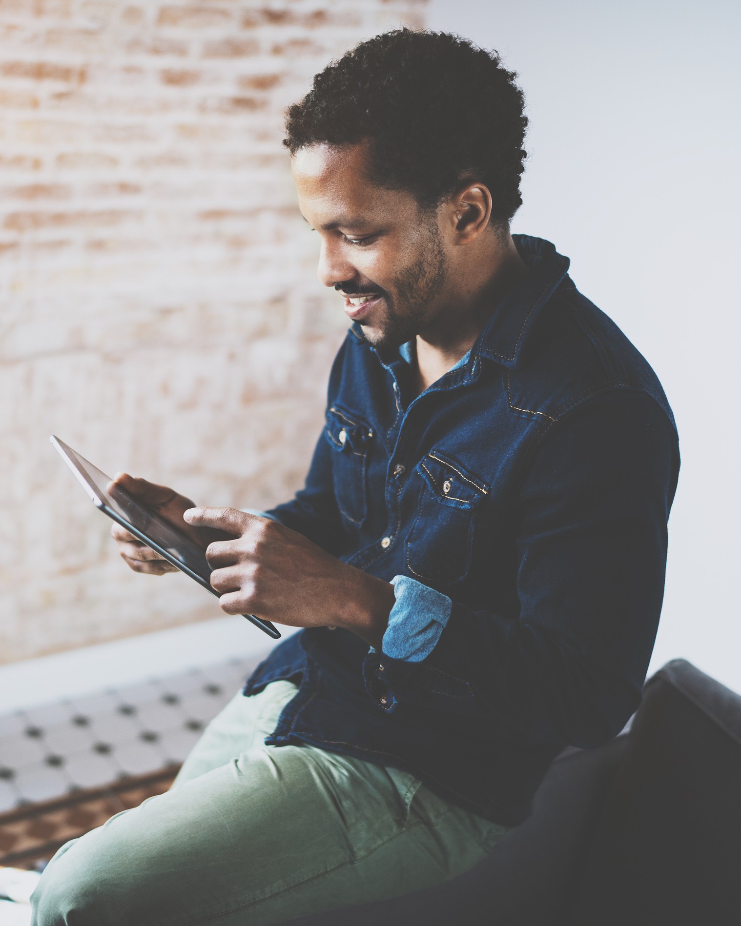 She May Be Pregnant... What Should You Do? Man searching on his phone "She May Be Pregnant... What Should You Do?"