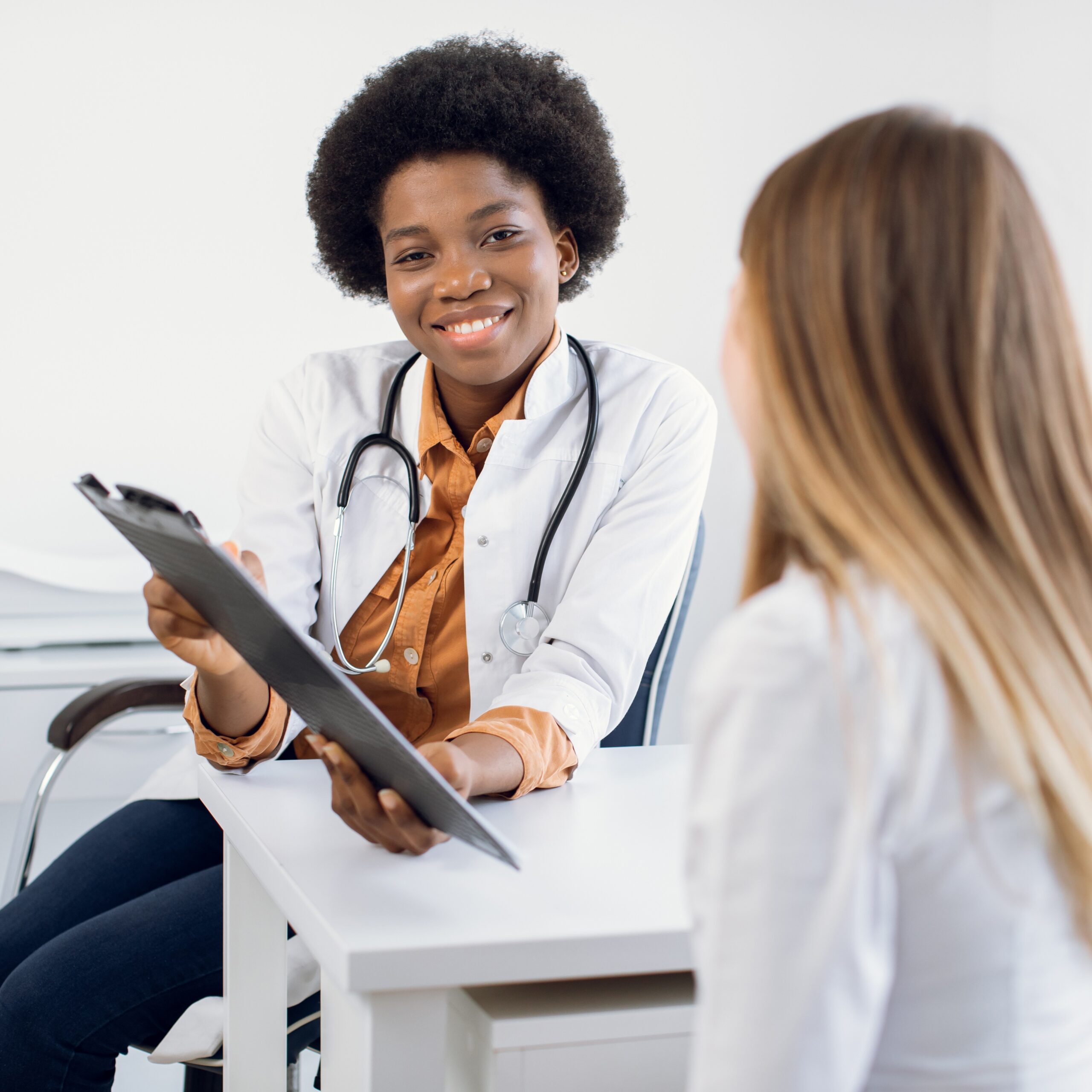 Free Ultrasounds in Kearny Mesa, San Diego A woman scheduling her free ultrasound at CAPS